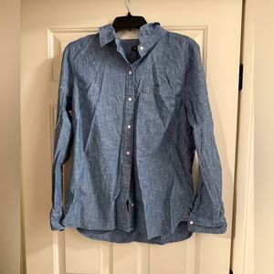 Gap Women’s Boyfriend Shirt - Denim Blue with Star Pattern